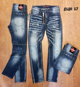Quần bò ống côn Dsquared2