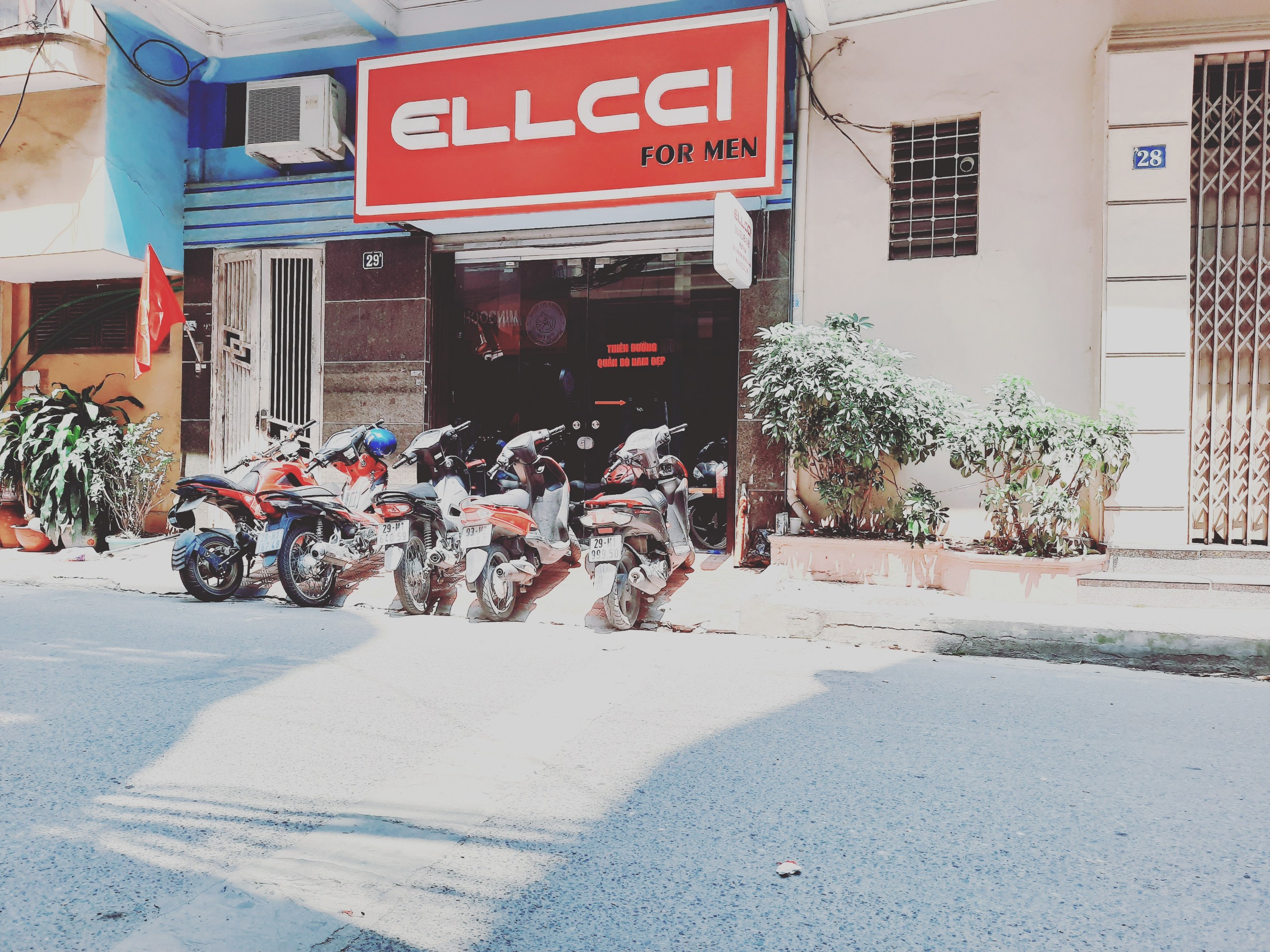 ELLCCI SHOP quần bò nam đẹp quận Thanh Xuân