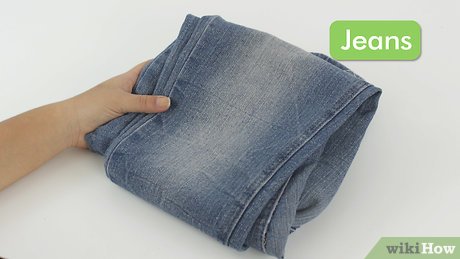 Chuẩn bị một chiếc quần jean cũ